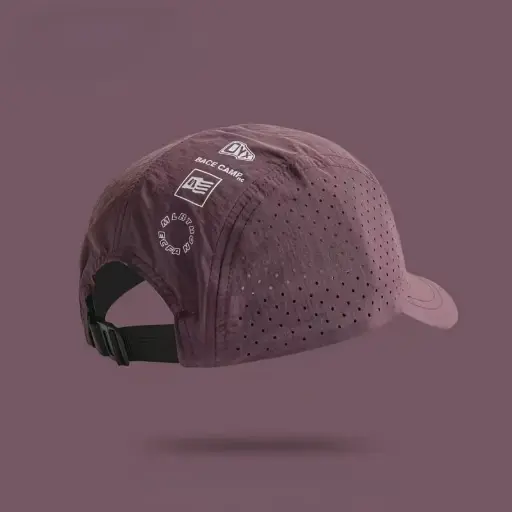 Gorra Running unisex ligera y ultratranspirable (Morada)